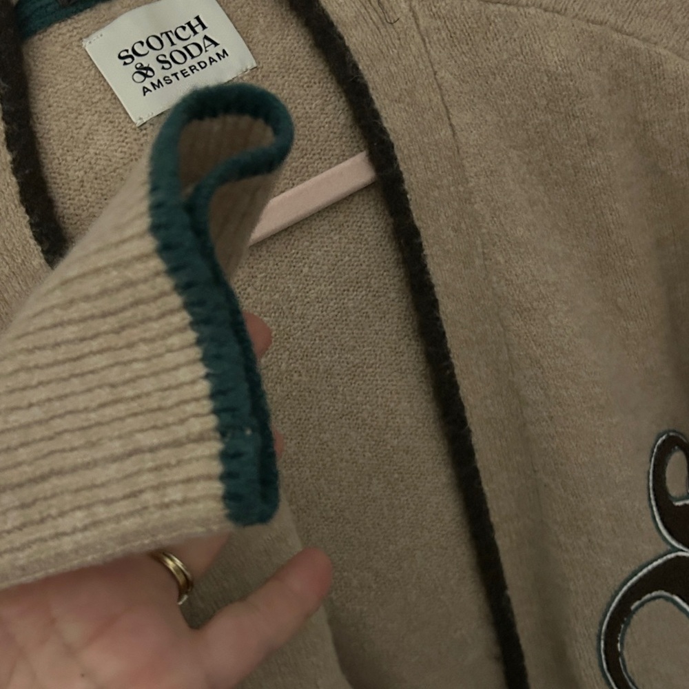 Scotch & soda unisex jersey sweater, new, tan with black strips and black logo. - Picture 9 of 12